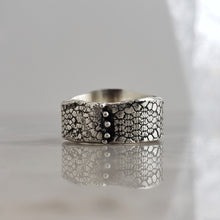 Load image into Gallery viewer, Lace Ring, Mauve Sapphire in Sterling Silver