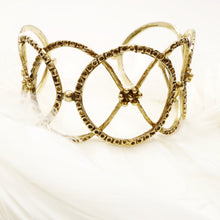 Load image into Gallery viewer, Empress Cuff