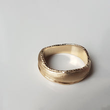 Load image into Gallery viewer, The Güell Ring, 10k Yellow Gold