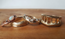 Load image into Gallery viewer, The Güell Ring, 10k Yellow  Gold
