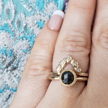 Load image into Gallery viewer, Elen Band, Diamond,10k Yellow Gold, Size 6.25