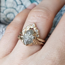 Load image into Gallery viewer, Elen Band, Diamond,10k Yellow Gold, Size 6.25