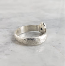 Load image into Gallery viewer, Rough Sapphire Ring, Silver
