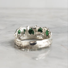 Load image into Gallery viewer, The Güell Crown Ring, Rough Tsavorite, Silver
