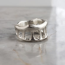 Load image into Gallery viewer, The Batlló  Ring, Sterling Silver
