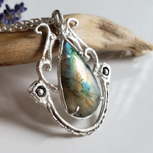 Load image into Gallery viewer, Labradorite Necklace in Sterling Silver
